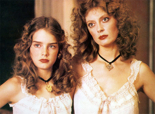 Zamanın rüzgarı çok zalim esti... Efsane güzelliğinin kendisi uçup gitti, sadece gölgesi kaldı