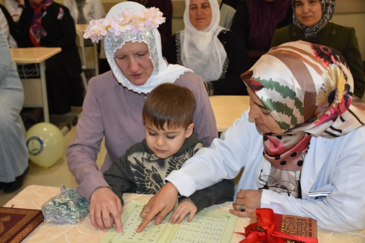  Müslüman oldu, ismini değiştirdi