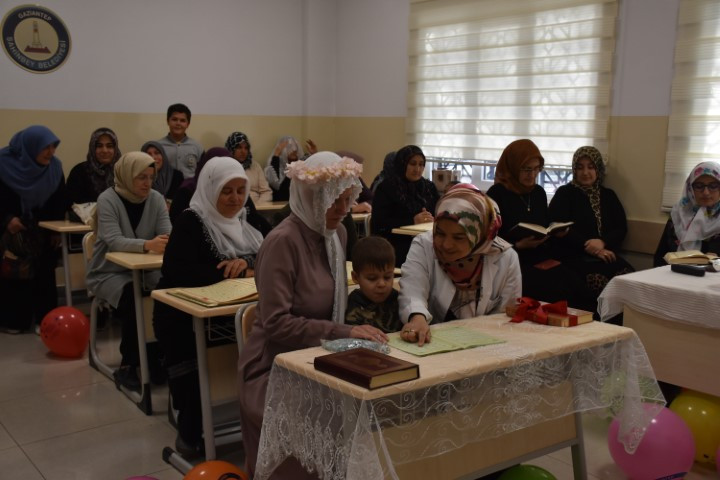  Müslüman oldu, ismini değiştirdi