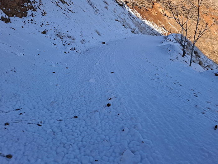 Hava sıcaklığı sıfırın altında 10 dereceye düştü: Kar yağışı yeniden başladı | Araç camları buz tuttu: İnşallah bir an önce kar yağar