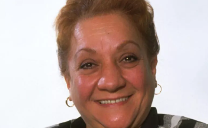 ADİLE NAŞİT FİLMİ KONUSU NEDİR