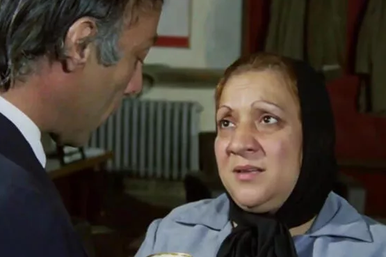 ADİLE NAŞİT KİMDİR