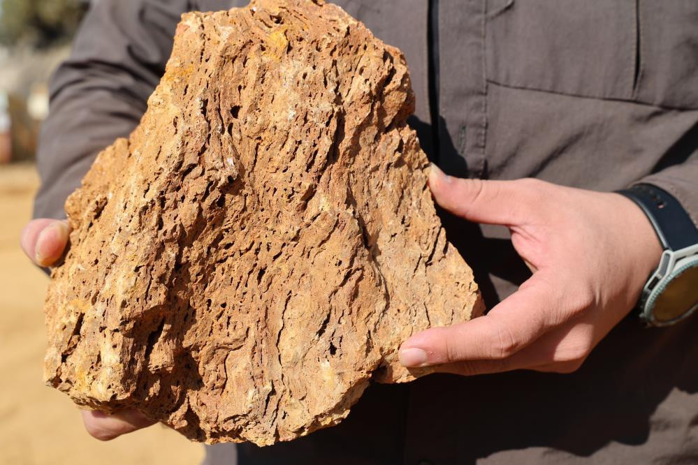 Yerin 700 metre altına iniyorlar: 550 milyon yıllık fay dokuları arasından çıkartıyorlar | Şu an burası cennet