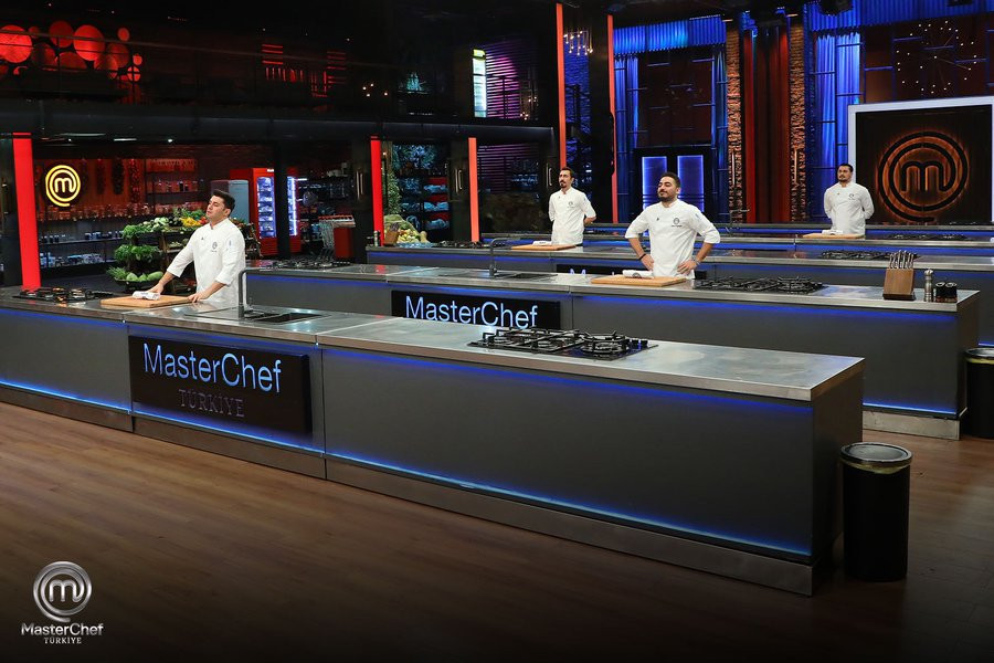 MASTERCHEF TÜRKİYEDE İLK DÖRDE KİMLER GİRDİ MASTERCHEF TÜRKİYEDE İLK DÖRDE KİMLER GİRDİ