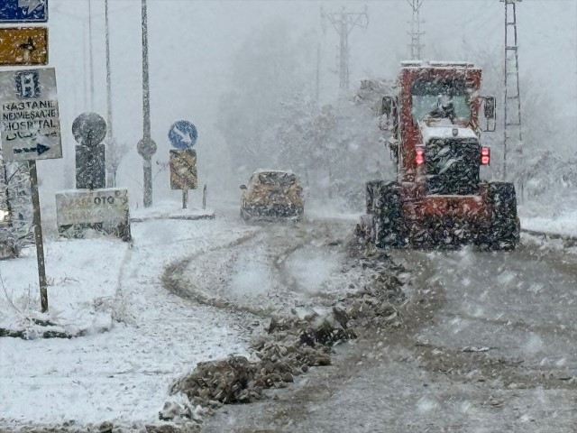 Sıcağıyla meşhur ilde kış başladı... Mevsimin ilk karı düştü