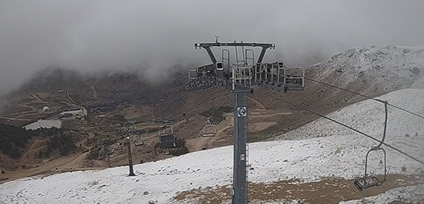 Sıcağıyla meşhur ilde kış başladı... Mevsimin ilk karı düştü