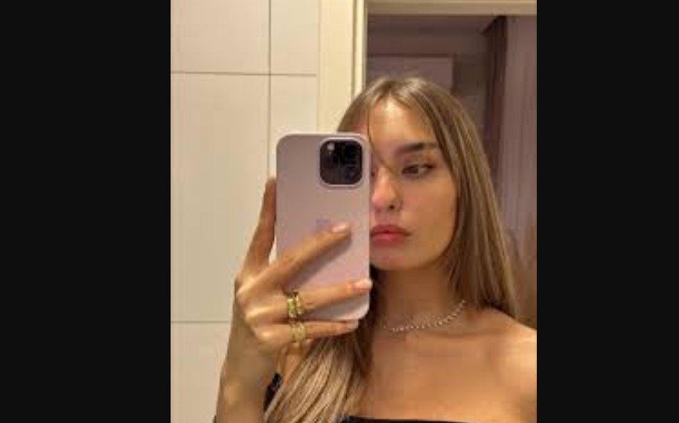 NAZ ŞAHİN KİMDİR