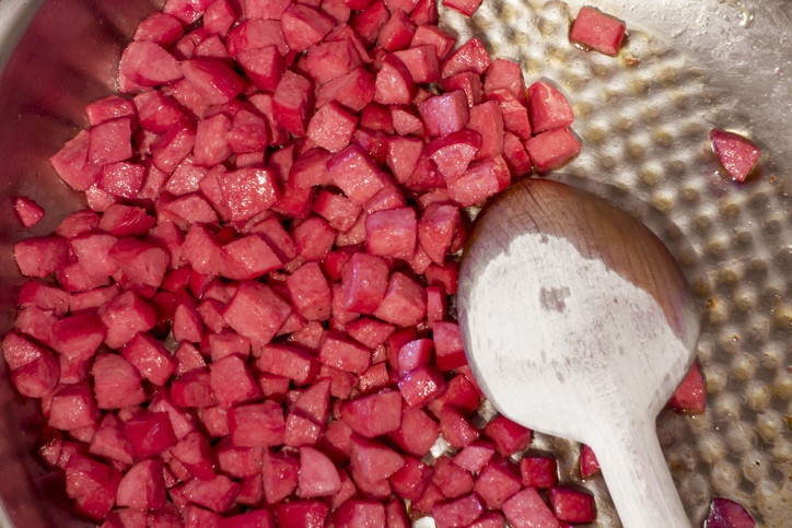 Kanser riskini çok önemli ölçüde artırıyor Bu besinleri mutfağınıza asla sokmayın