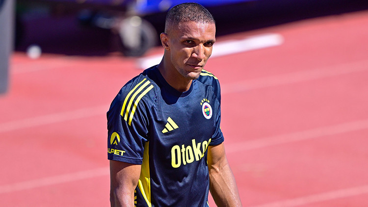 Fenerbahçe'de Rodrigo Becao kadro dışı bırakıldı! İrfan Can Kahveci ve Cenk  Tosun sonrası sürpriz - Son Dakika Spor Haberleri