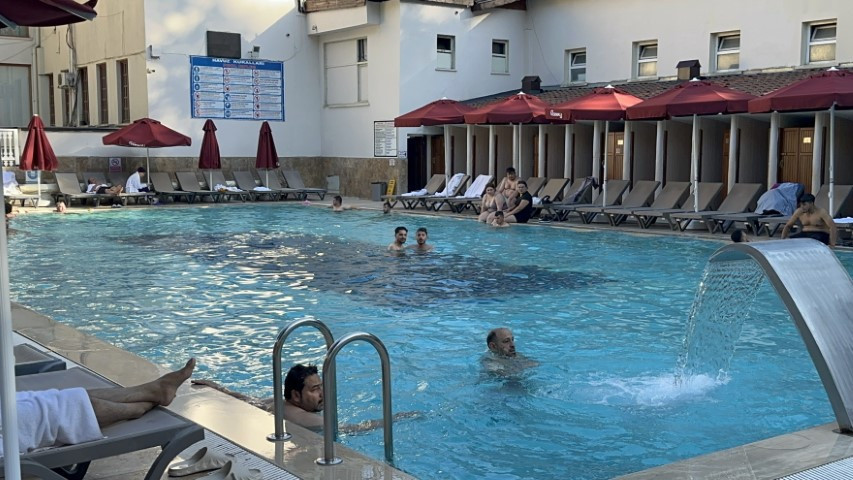  Günübirlik ziyaretçilerin akınına uğruyor