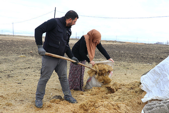 Eşini ikna etti beraber yaptılar: Azmiyle yöre halkına örnek oldu Bir ilki başardılar