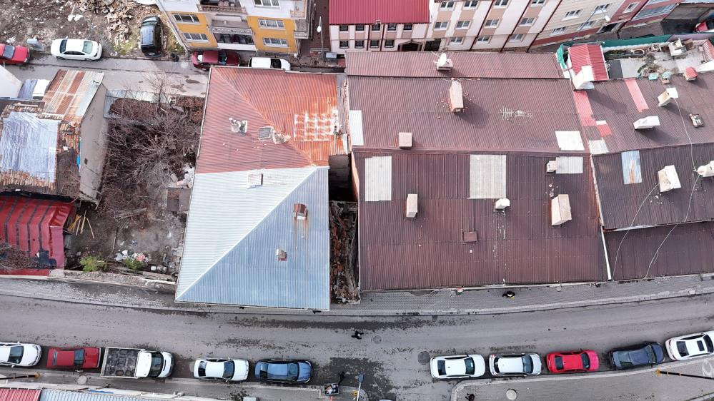  Boyunun 7 metre olduğu düşünülüyor 80 yaşındayım, aklım ermiyor