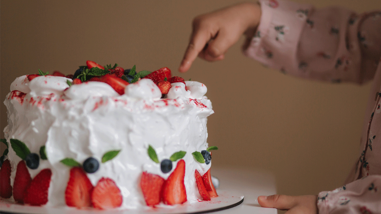 Bebekler için 1. yaş günü pastası (Smash cake) tarifi