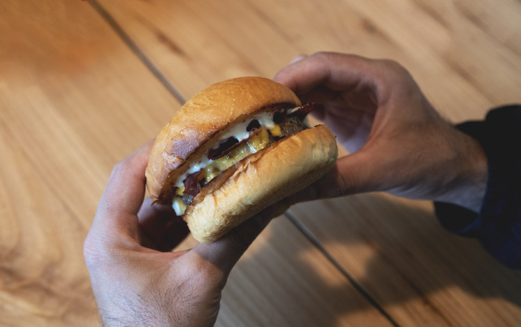 Ultra işlenmiş gıdalar bağırsak sağlığını nasıl etkiliyor Gerçekten kanserle bir ilişkisi var mı