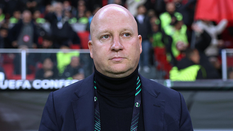 AEK Teknik Direktörü Marko Nikolic: 'Eksik oyuncularımıza rağmen güçlü oyunumuzla bu maçı kazanmasını bildik'