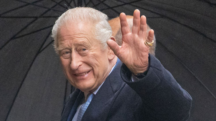 Yıllarca beklediği tahtın keyfini bile süremedi... Kanser tedavisi hakkında ilk kez konuştu... Hiç bu kadar duygusal görünmemişti