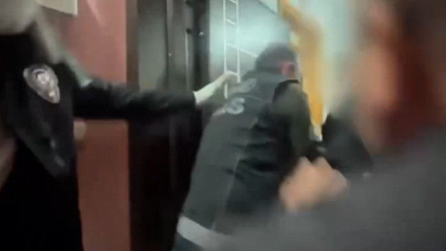 İzmir ve İstanbul'da uyuşturucu operasyonu: 8 şüpheli tutuklandı