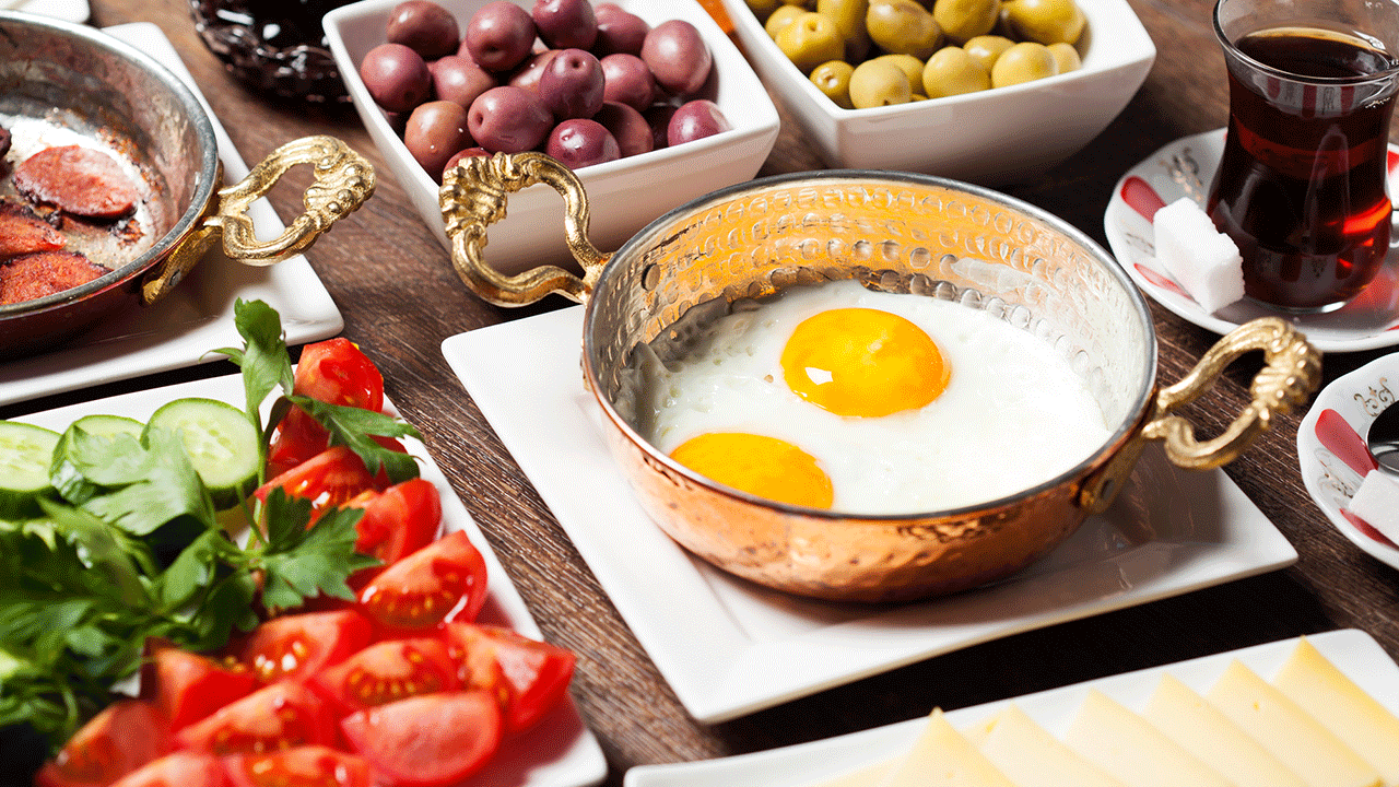 Pazar kahvaltılarınız için 5 pratik hamur işi tarifi