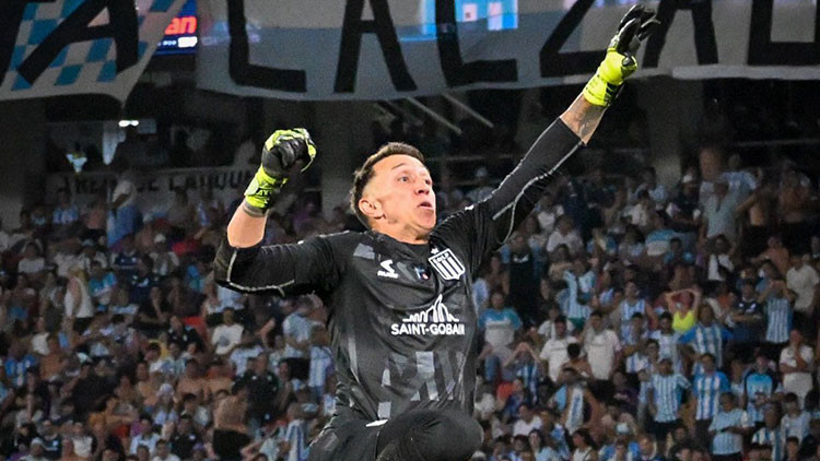 Arjantin, şampiyonluğu getiren Muslera'yı konuşuyor! Galatasaray, tebrik mesajı yayınladı