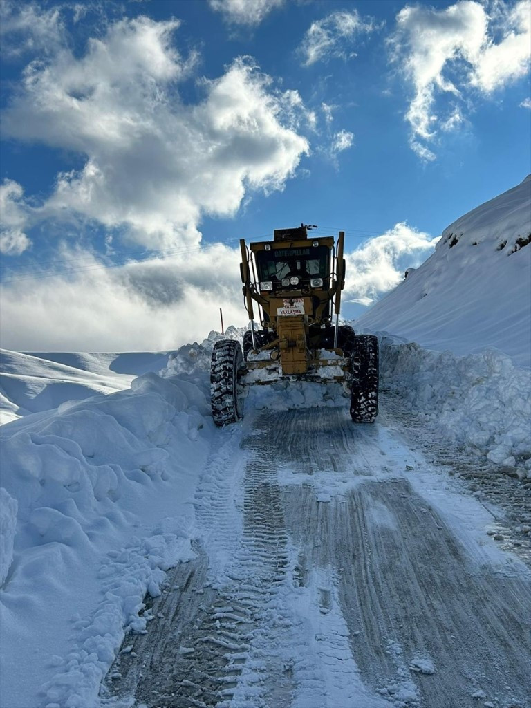  Sürücülerin bekleyişi sürüyor