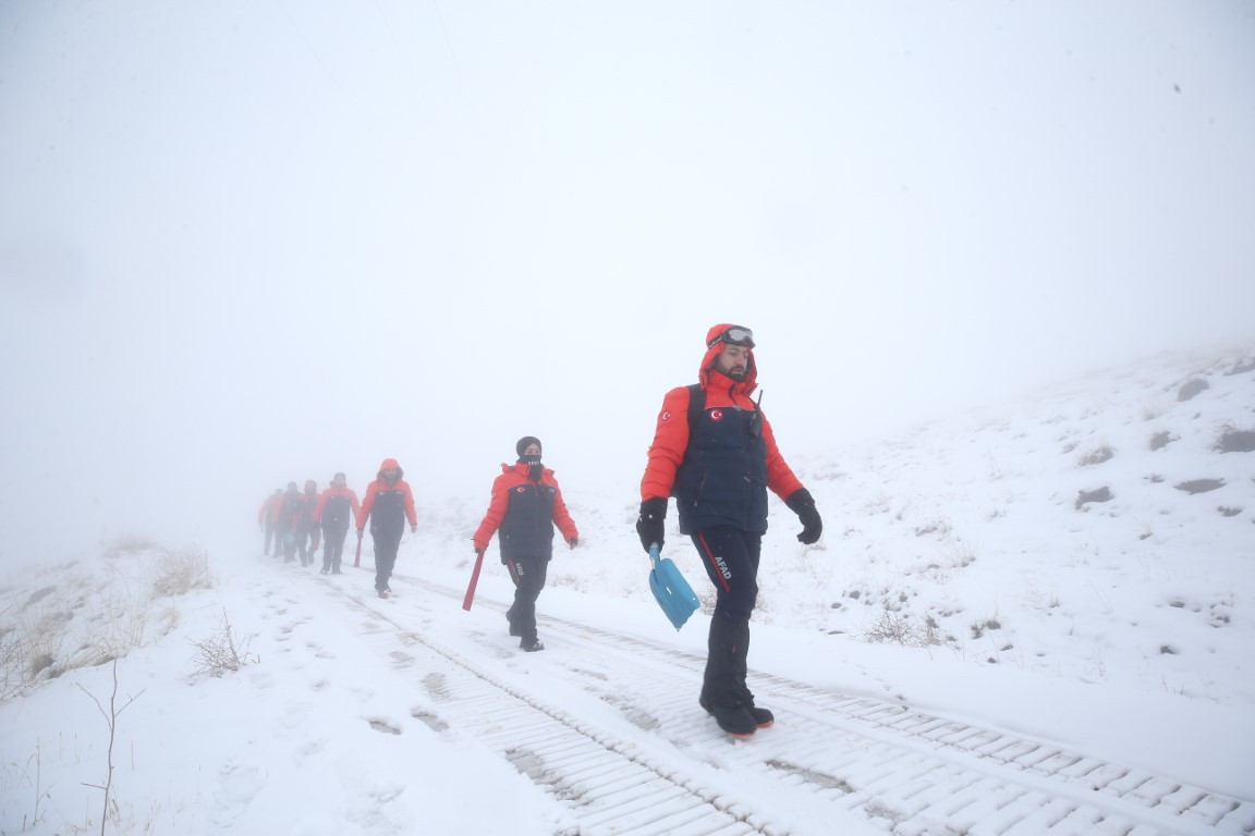  Sürücülerin bekleyişi sürüyor