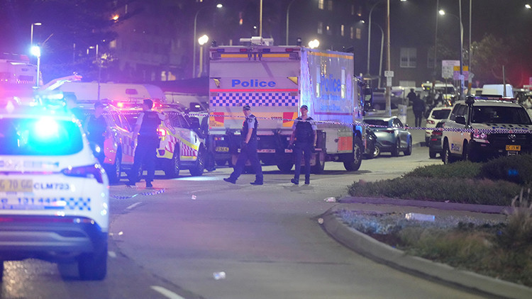 Avustralyada terör saldırısı: En az 12 kişi yaşamını yitirdi Avustralyada terör saldırısı: En az 12 kişi yaşamını yitirdi