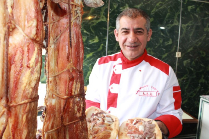 Bir kentin tescilli yemeği | Gece 01.00de yapmaya başlıyorlar: Bu lezzetin tutkunları uyku uyumuyor