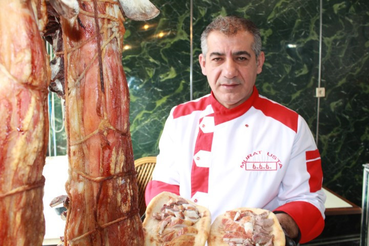 Bir kentin tescilli yemeği | Gece 01.00de yapmaya başlıyorlar: Bu lezzetin tutkunları uyku uyumuyor