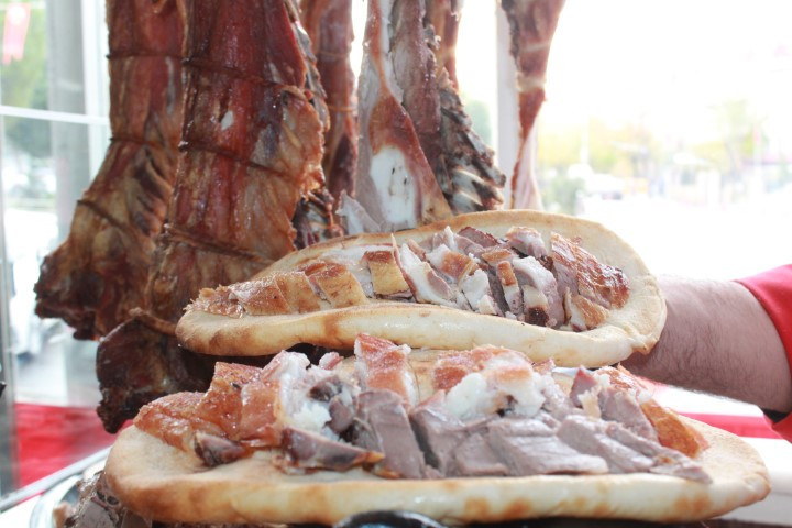 Bir kentin tescilli yemeği | Gece 01.00de yapmaya başlıyorlar: Bu lezzetin tutkunları uyku uyumuyor