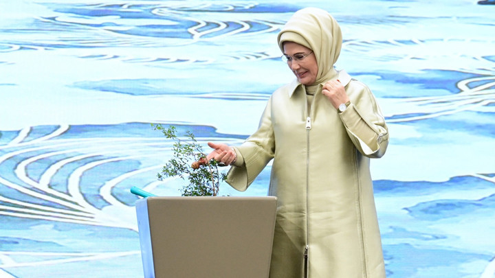 Emine Erdoğan'dan Artsın Eksilmesin Dönüşüm Pazarına ilişkin paylaşım