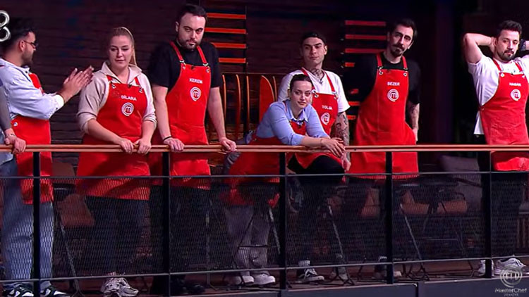 MASTERCHEF HAFTANIN İLK ELEME ADAYI (15 ARALIK PAZARTESİ 2025) || Dün akşam MasterChef Altın Kupa eleme adayı kim oldu, dokunulmazlığı kim kazandı All Starda ikinci kaşık geldi