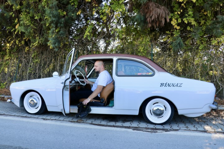  Satın aldı, bir araç parası kadar masraf yaptı Önünü kesip yüksek meblağlar teklif ediyorlar | Trafik polisleri yaptığını görünce şaşırıyor