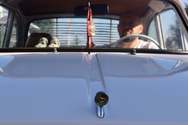  Satın aldı, bir araç parası kadar masraf yaptı Önünü kesip yüksek meblağlar teklif ediyorlar | Trafik polisleri yaptığını görünce şaşırıyor