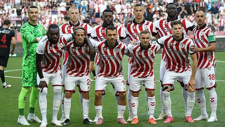 SAMSUNSPOR KONFERANS LİGİNDE KAÇINCI SIRADA