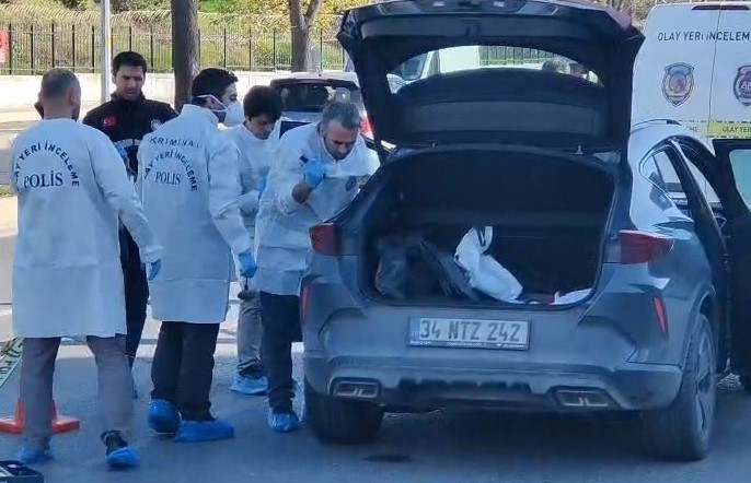 Bakırköy’de otomobile silahlı saldırı: 1 ölü