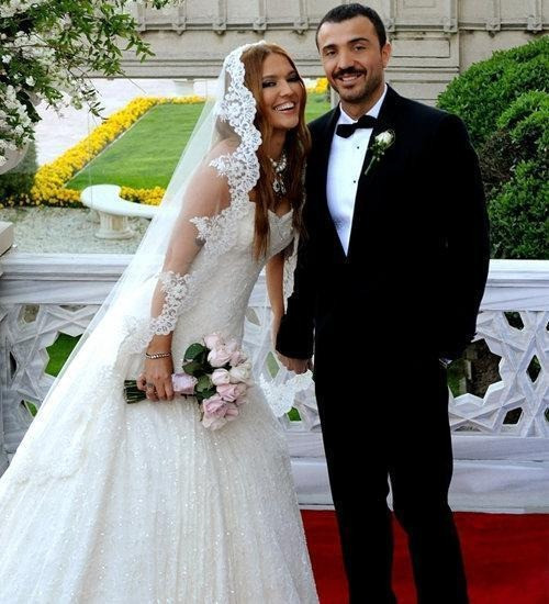 2023te nikah masasına oturmuşlardı... Evlilik teklifini 1 hafta sonra anladım 2023te nikah masasına oturmuşlardı... Evlilik teklifini 1 hafta sonra anladım