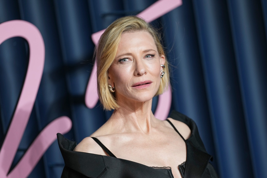 56 yaşında ama 36 gösteriyor... Ünlü oyuncu gençlik sırlarını anlattı