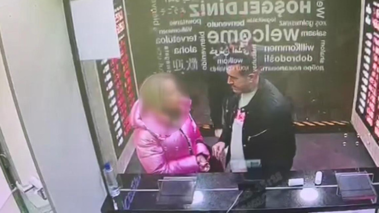 'Lübnanlı Murat'tan Yunanistan uyruklu kadına aşk tuzağı! İkna etmek için döviz bürosuna götürmüş