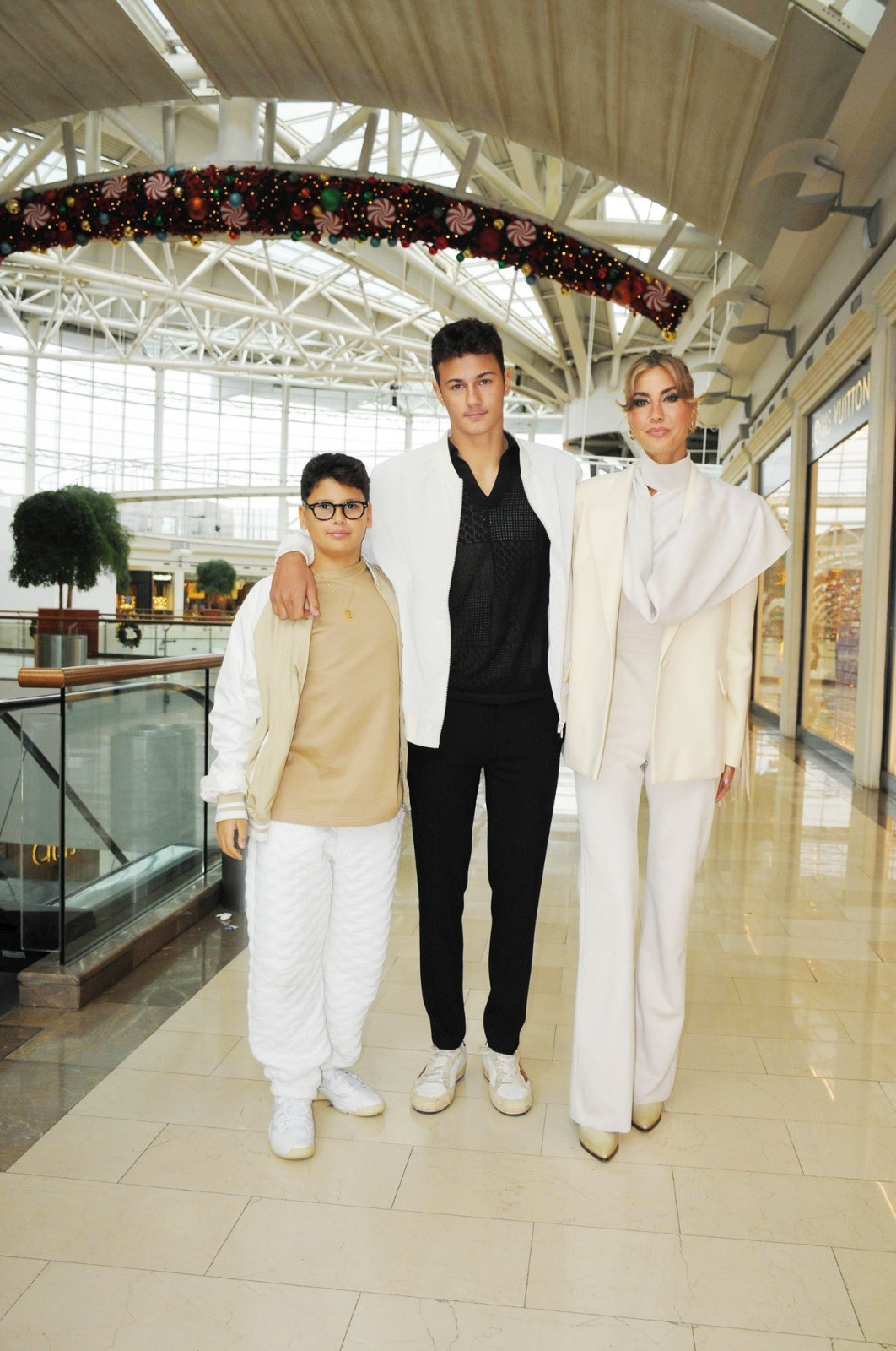 Çocuklar büyüdü.. Kim der 16 yaşında