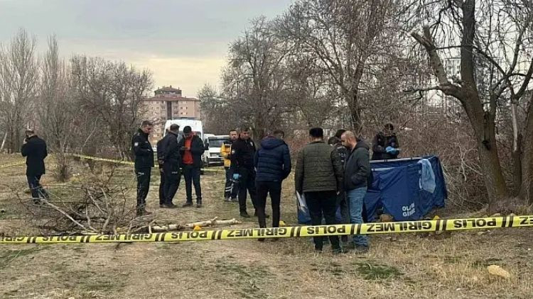 Feci olay… Arazide yanmış erkek cesedi bulundu