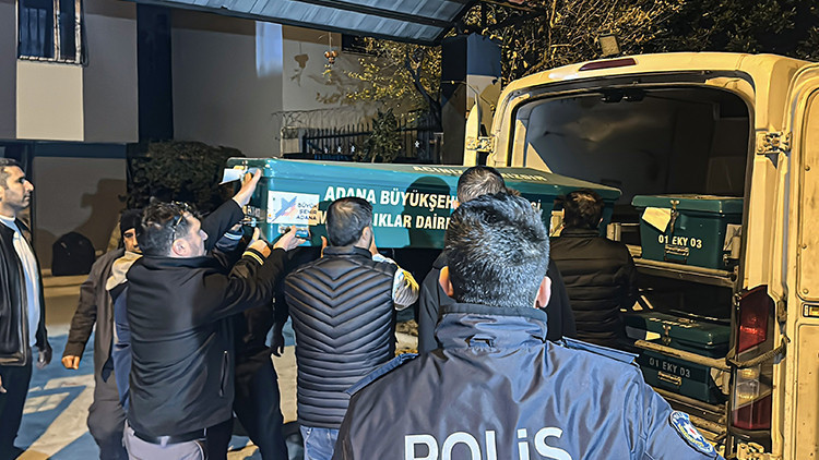 Adana'da 2 çocuğunu öldüren baba intihar etti