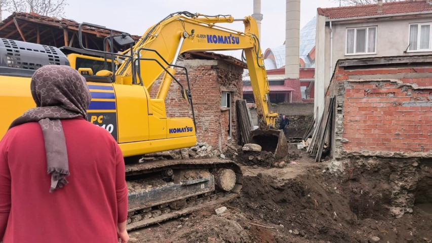 Site inşaatının temel kazısında büyük keşif Çalışma durduruldu, ekipler inceleme yaptı