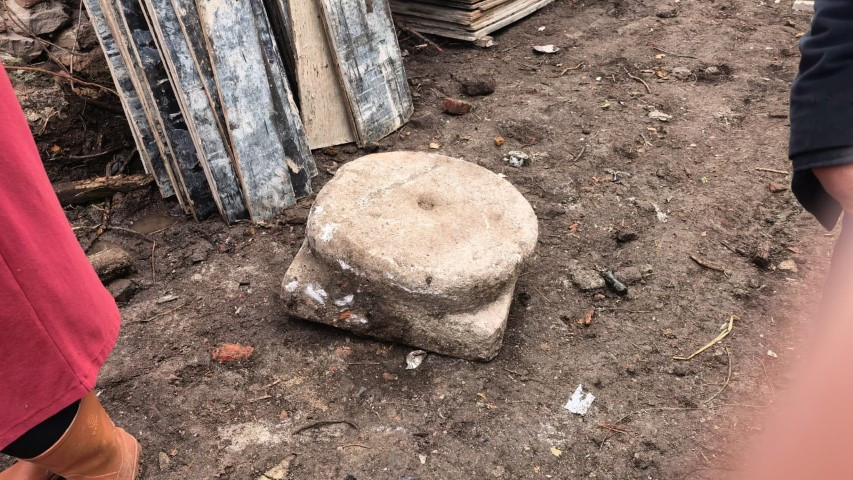 Site inşaatının temel kazısında büyük keşif Çalışma durduruldu, ekipler inceleme yaptı