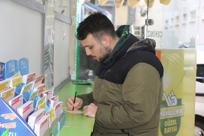 Süper Loto’da 6 bildi 105 milyon TLlik ikramiyeyi kazandı Dev ikramiye o ilimize çıktı Kendisi buraya geldi çok mutluydu