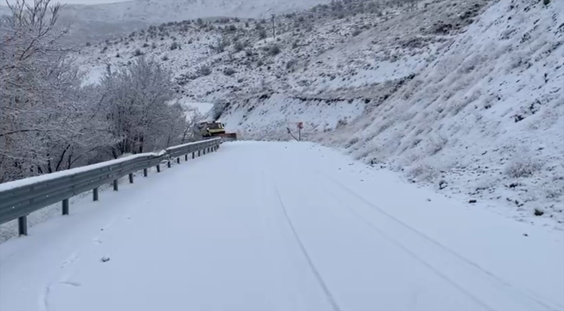 ELAZIĞ’DA 23 KÖY YOLU KARDAN ULAŞIMA KAPANDI