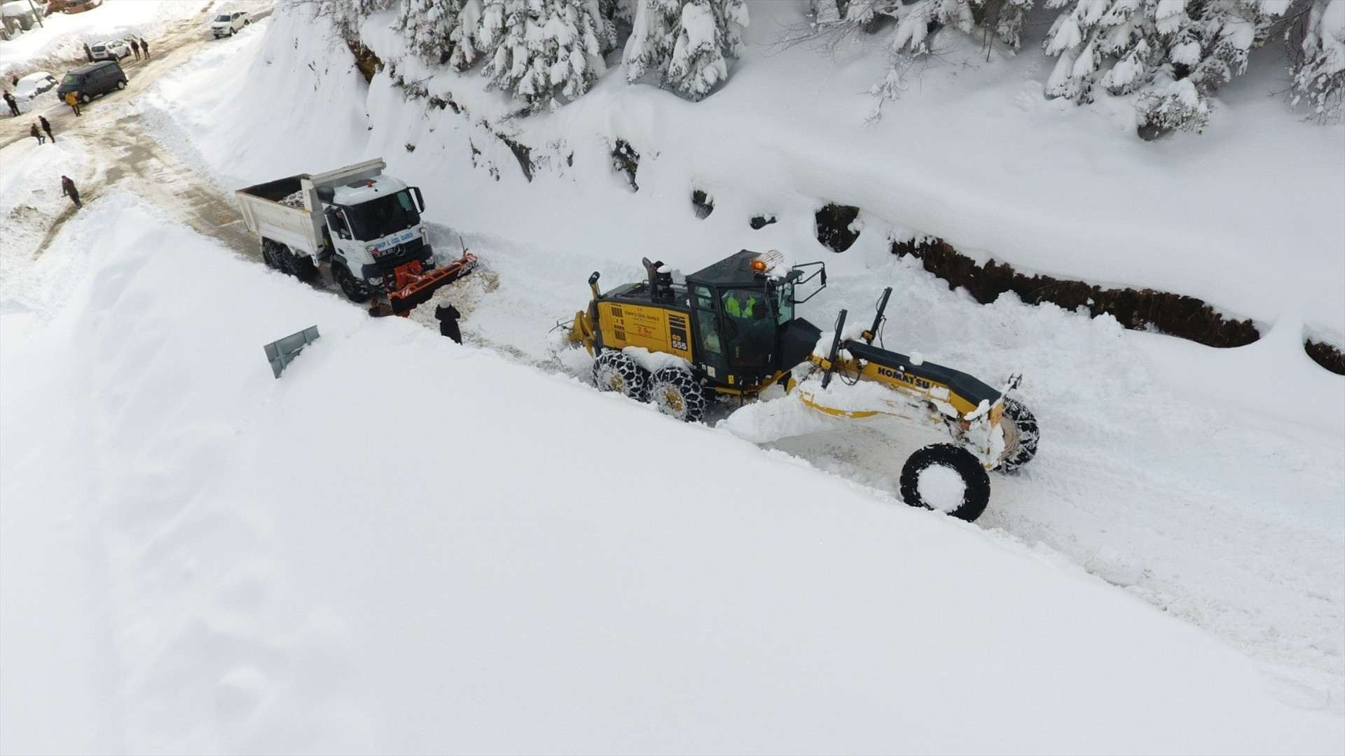 Kar yağışı başladı Çok sayıda il beyaza büründü