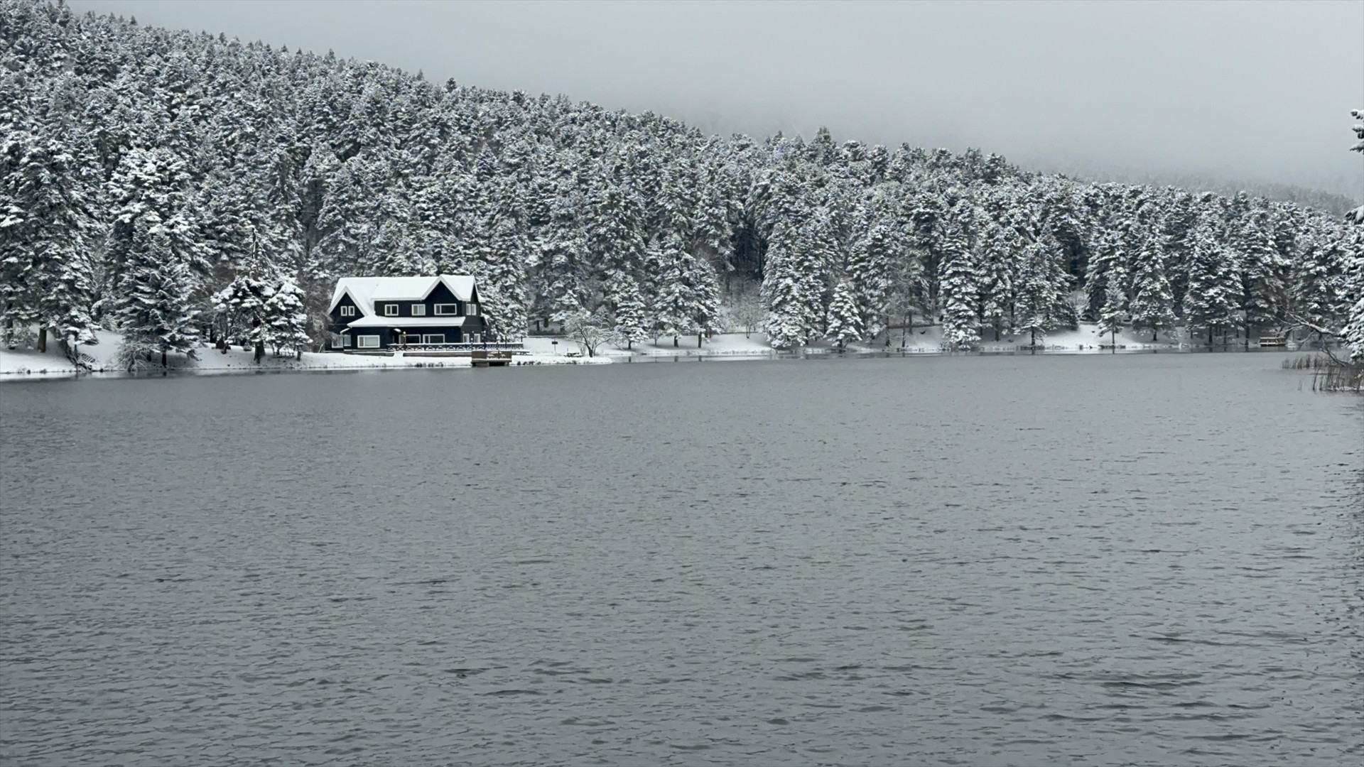 Kar yağışı başladı Çok sayıda il beyaza büründü