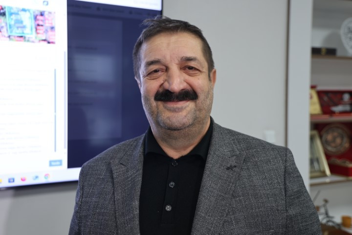 Belediyeden dikkat çeken mezarlık uygulaması | Dijital çağa ayak uydurmak için yaptık