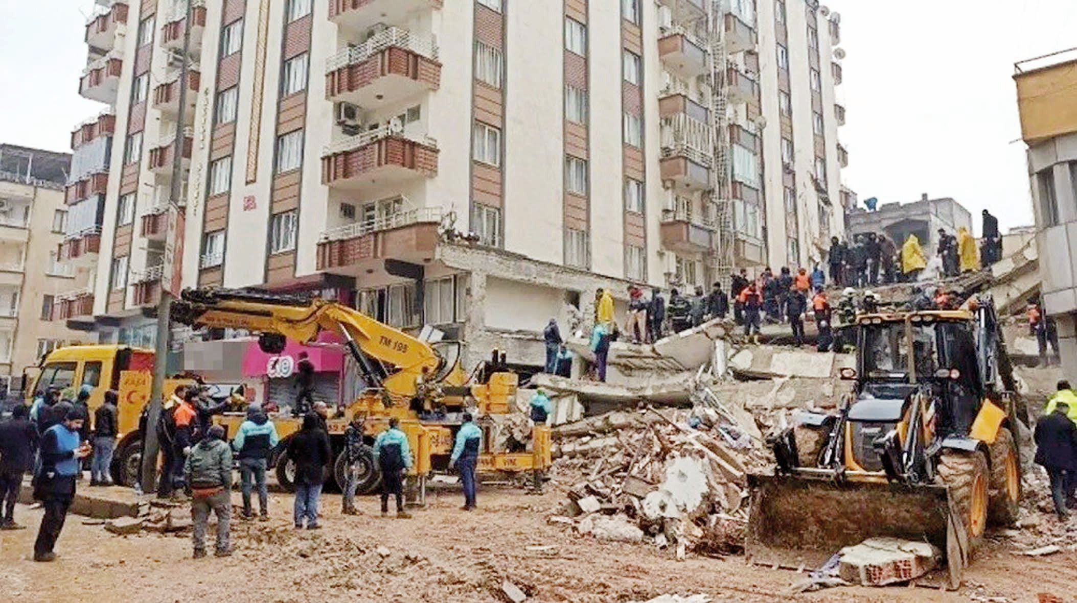Firari müteahhit tutuklandı... Furkan Apartmanı 51 kişiye mezar olmuştu