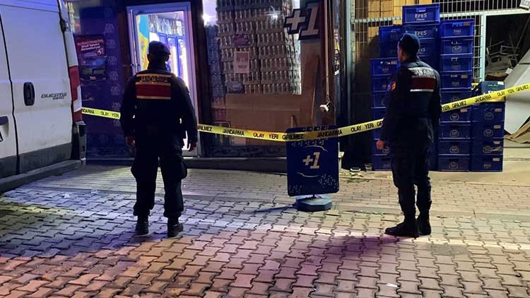 Bursa'da tekel bayine silahlı saldırı: 2 yaralı